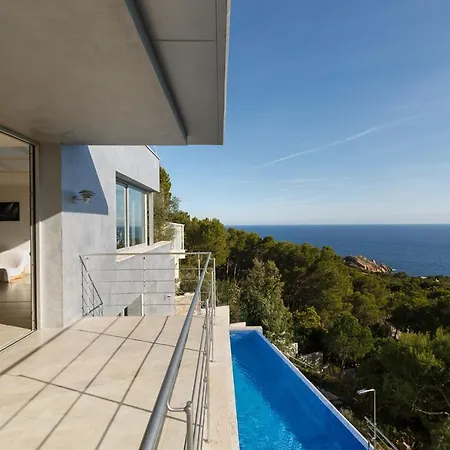 Tamariu With Swimming Pool And Sea-view Palafrugell